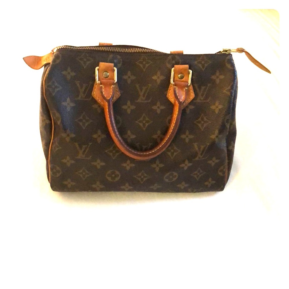 Authentic Louis Vuitton Speedy Bag 25